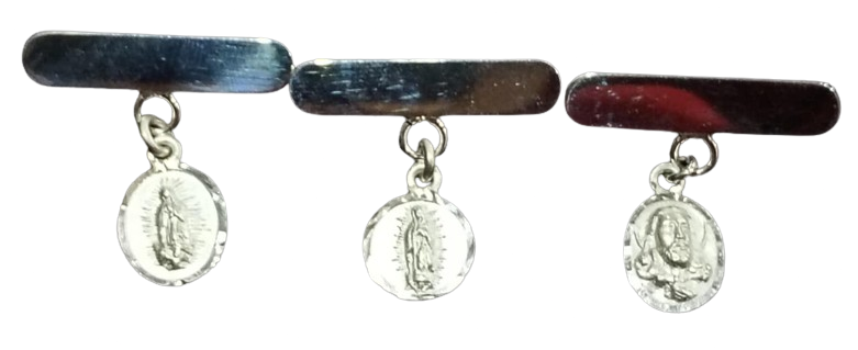 Barrita con medalla.